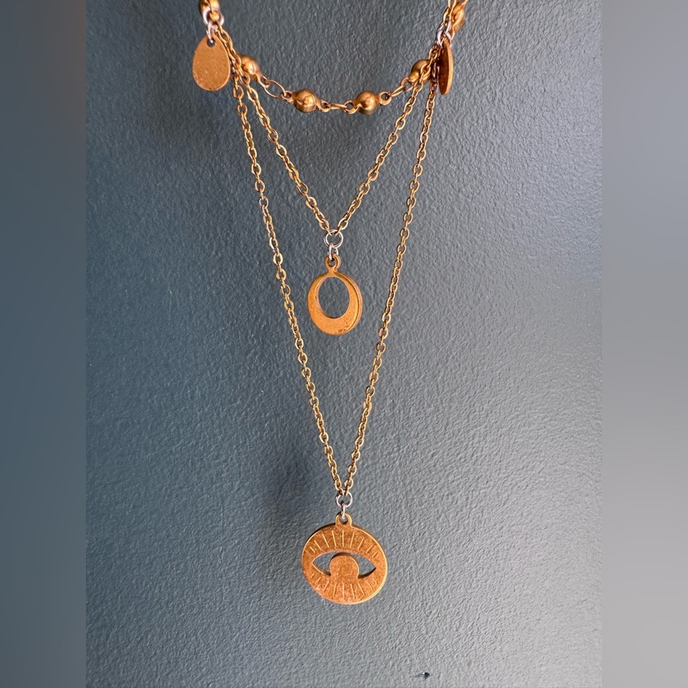 🌈 FREEBIE: wellDunn Layered Necklace